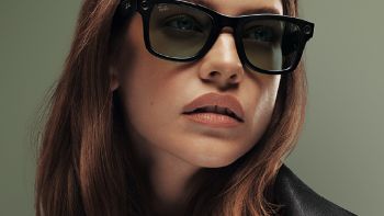 IL PRIMO OCCHIALE CHE VEDE, ASCOLTA E TI RISPONDE!