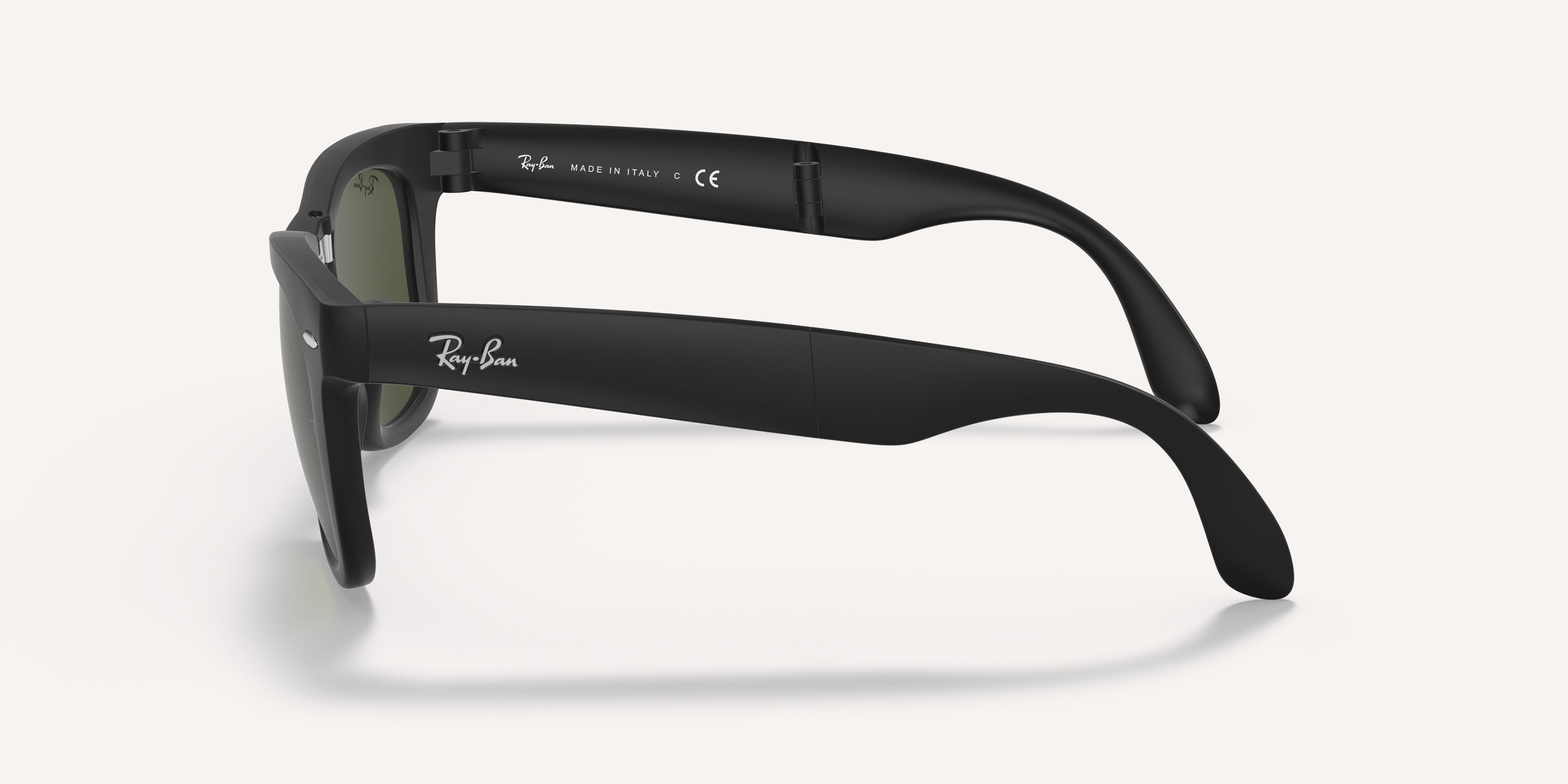 Ray-Ban | 0RB4105