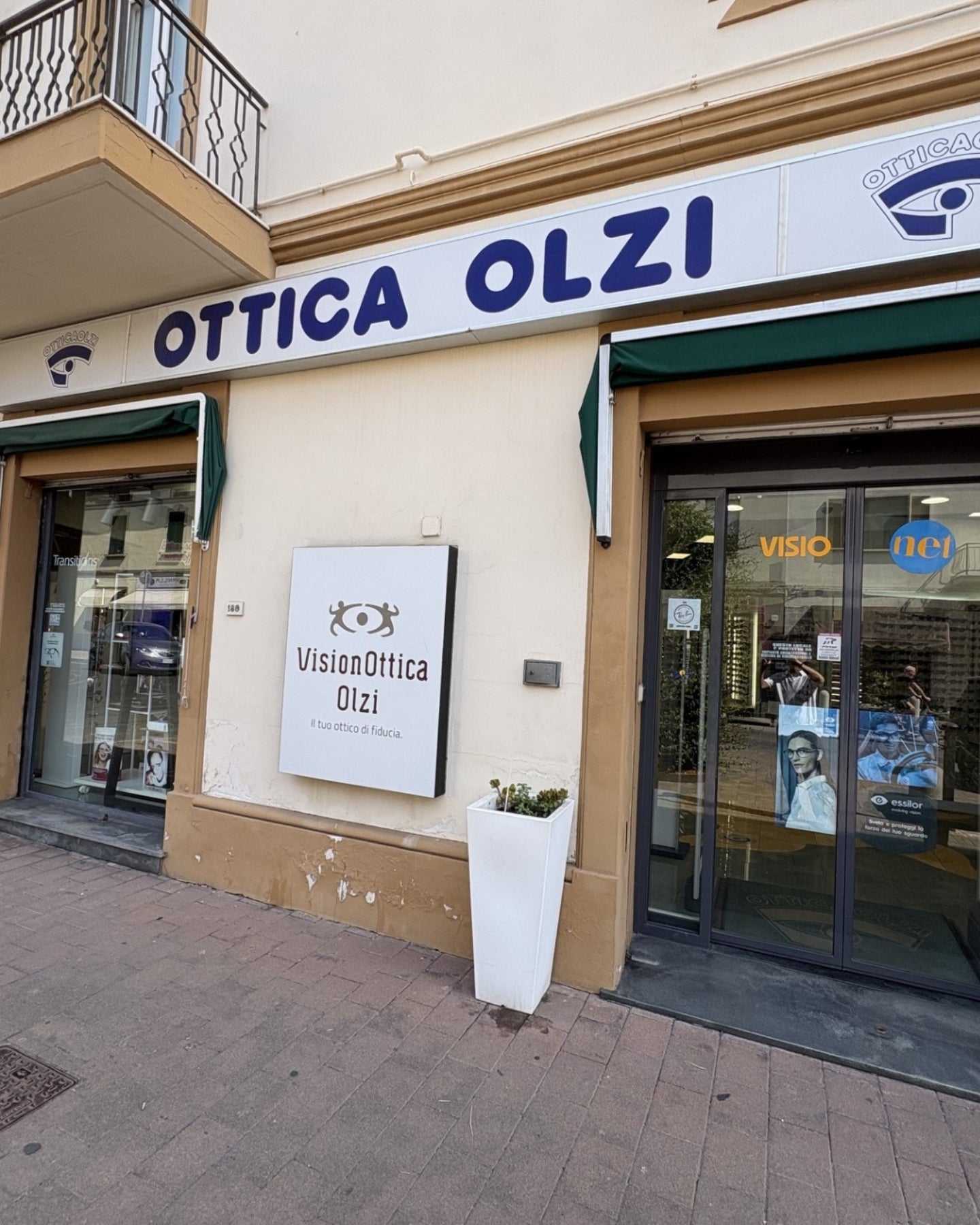 VISIONOTTICA OLZI